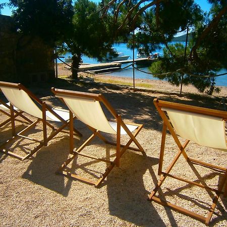 Bed & Breakfast Pansion Rade Otel Pirovac Dış mekan fotoğraf